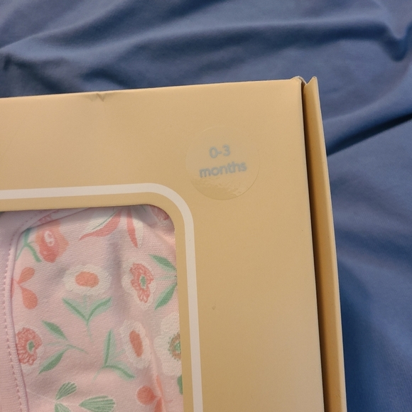 First Imoressions Pink Floral 3-Piece Baby Gift Set 0-3 Months NIB - Picture 3 of 7